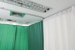 image-green-and-white-curtains-in-the-waiting-room green-and-white-curtains-in-the-waiting-room